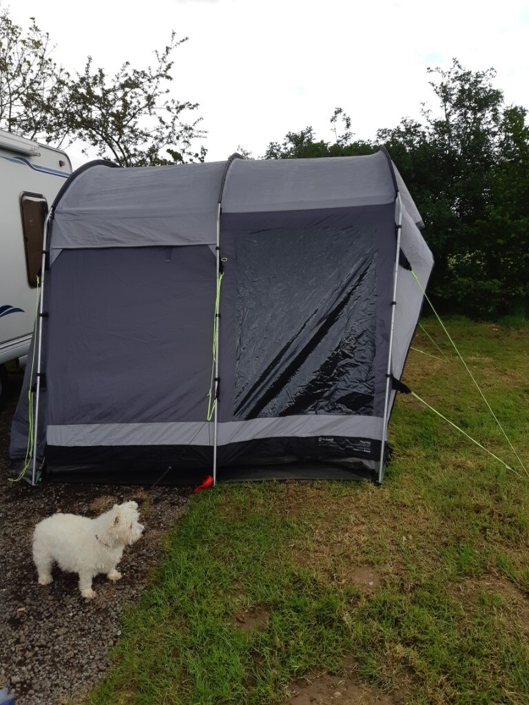 OUTWELL COUNTRY ROAD DRIVE AWAY AWNING in StokeonTrent