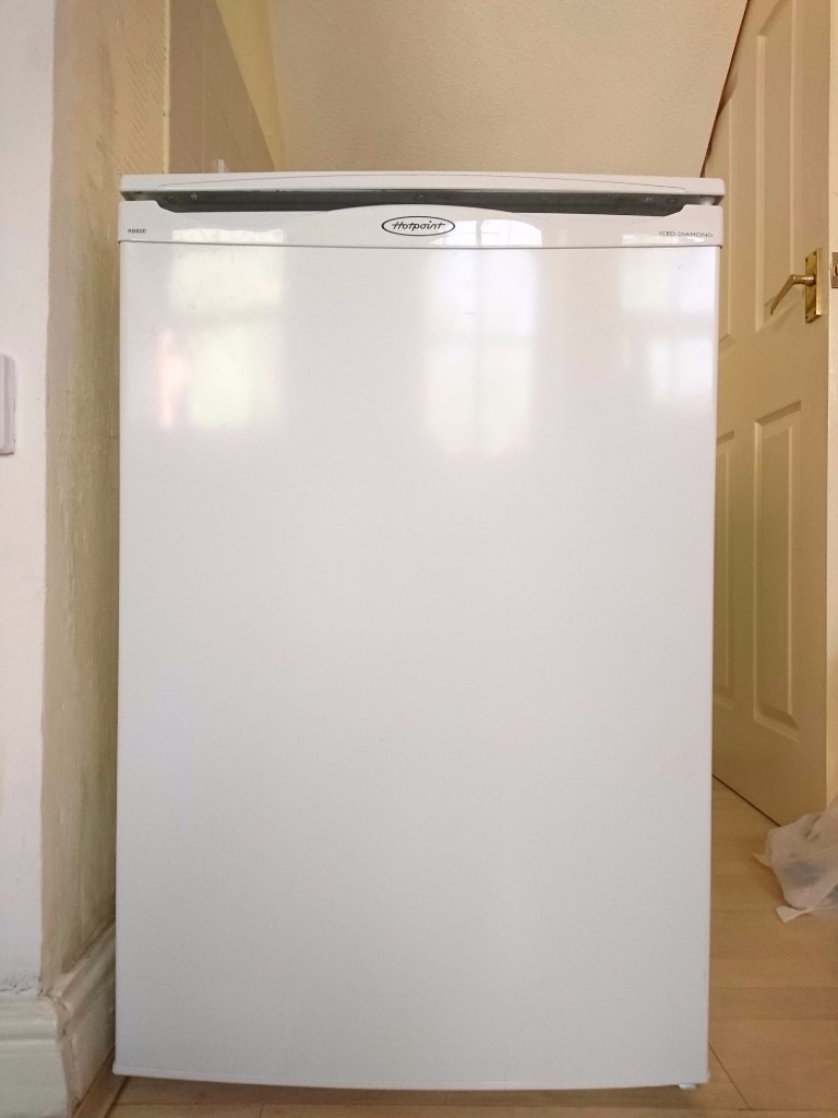 Hotpoint RSB20 Iced Diamond Under Counter Fridge Freezer in Newport