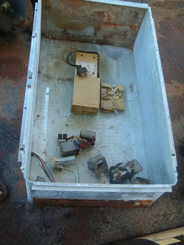 Original Vintage V 144 V 80 Coke Machine Vendo Drink Box Enclosure 41 X 22 X 12