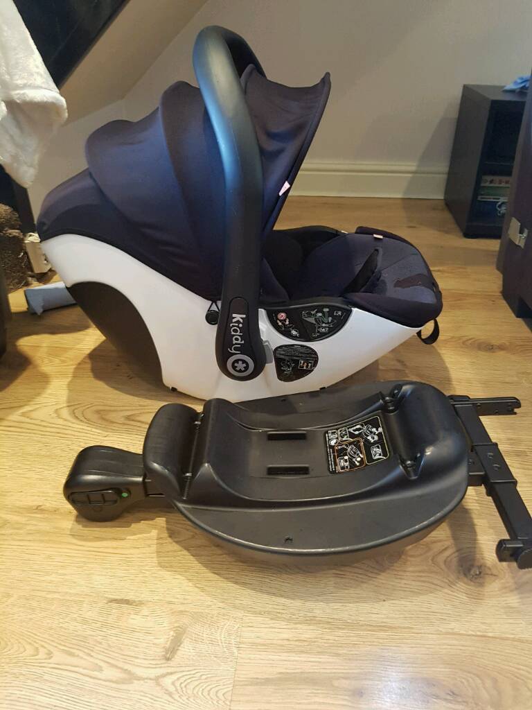 Kiddy evo 2 lie flat car seat and isofix base in StokeonTrent
