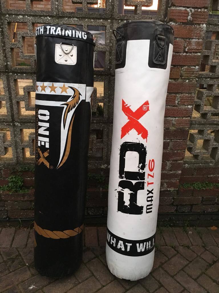 2 full size punching bags in Fareham, Hampshire Gumtree