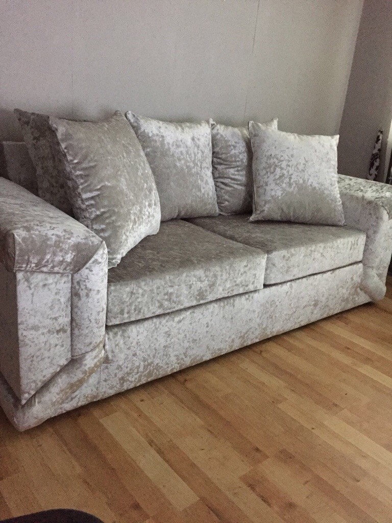 Crushed velvet 3 seater sofa in Ibrox, Glasgow Gumtree