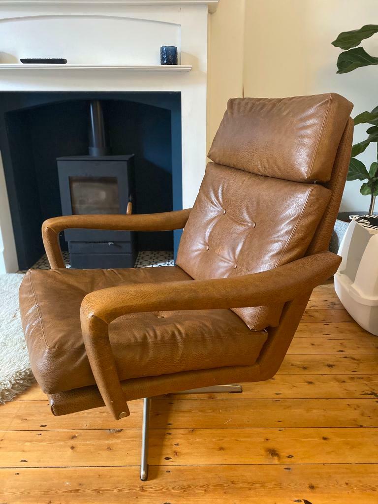 Retro vintage Mid century swivel chair in Wigan, Manchester Gumtree