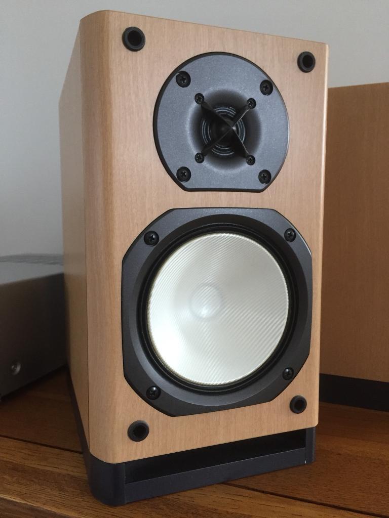 Onkyo dn9bx bookshelf speakers in Brackla, Bridgend Gumtree