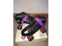 Used Woman’s Roller derby/skating kit 
