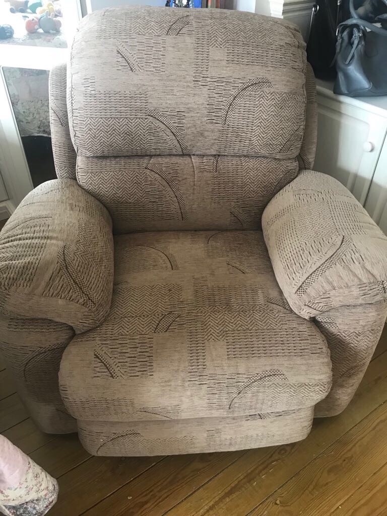 Lazy boy recliner chair in Southampton, Hampshire Gumtree