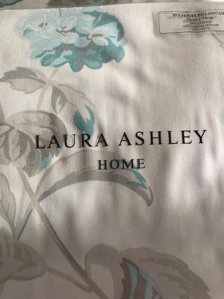 Laura Ashley hydrangea duck egg blue 2 housewife pillowcases in