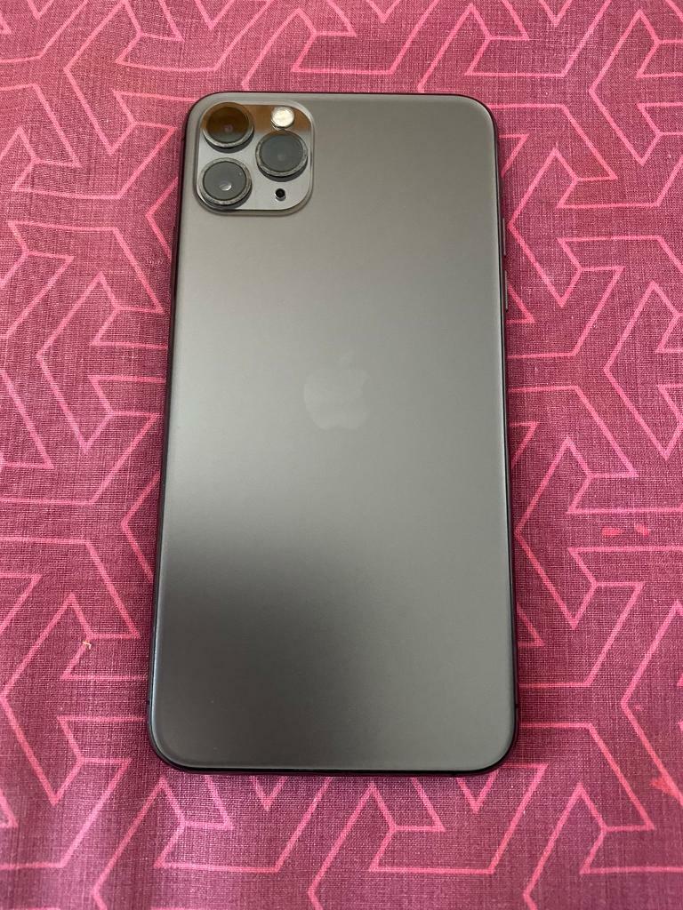 Apple IPhone 11 Pro Max 256gb Black in Romford, London Gumtree