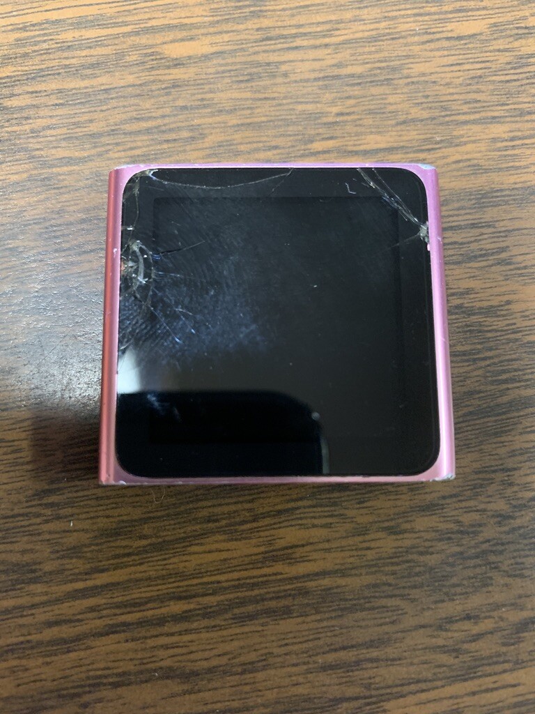 Apple iPod nano 6th Generation Pink (8 GB) Cracked Screen - Works