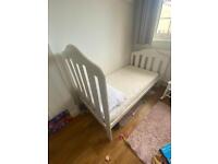 Mamas and Papas Lucia Cot Bed