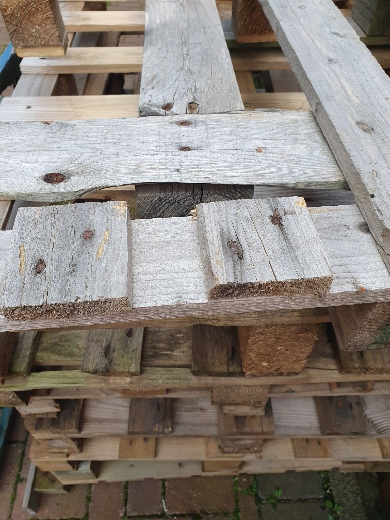 Free pallet for collection in Dunfermline, Fife Gumtree