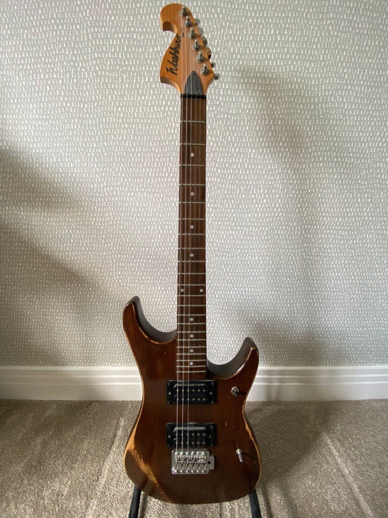 Washburn N1. Nuno Nuno Bettencourt Signature Guitar in Falkirk