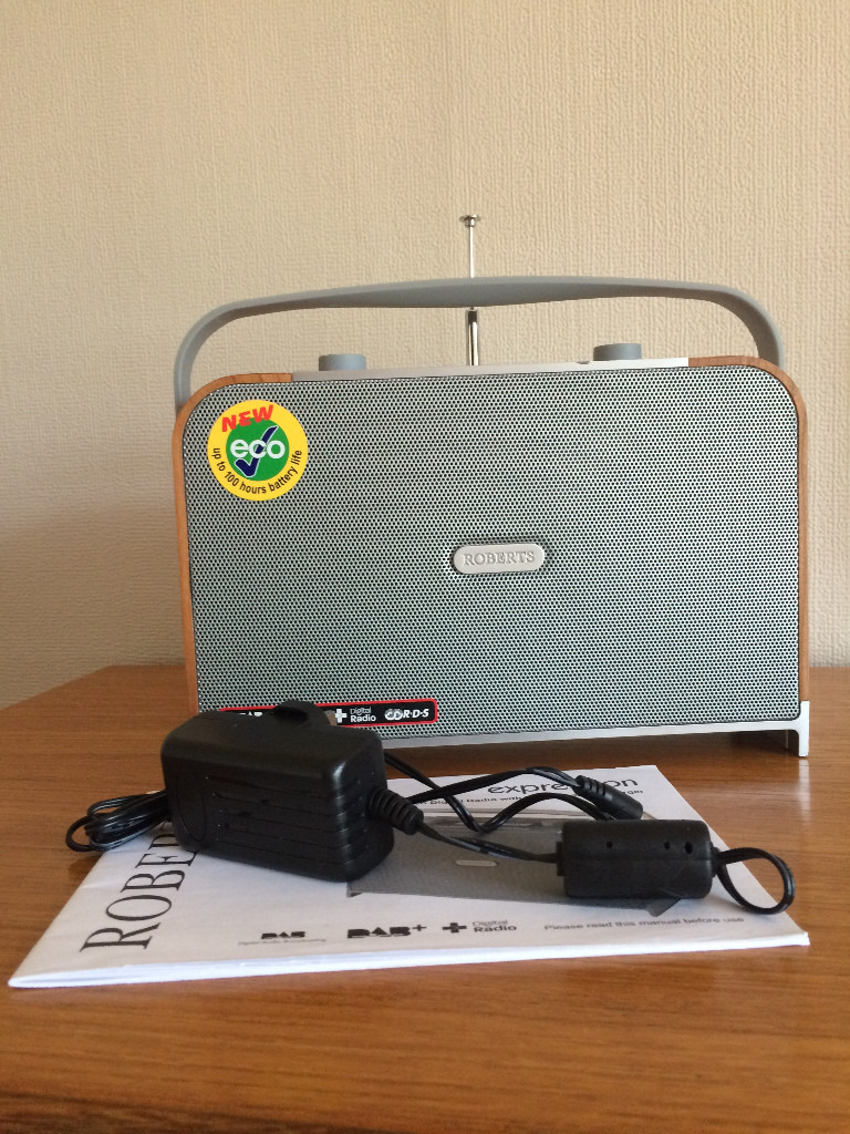 ROBERTS EXPRESSION DAB DIGITAL RADIO WITH BUILT IN BATTERY CHARGER in