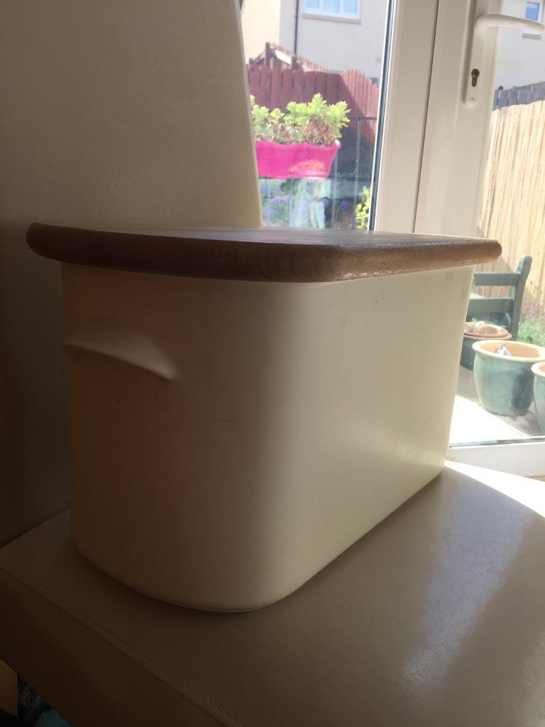 Ceramic chef bread bin with wooden lid large in Inverness, Highland
