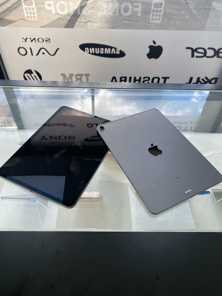 Apple iPad Pro 11 64gb unlocked receipt and warranty provided in