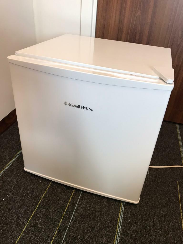 Russell Hobbs RHTTLF1 45 Litre White Mini Fridge in Camden, London