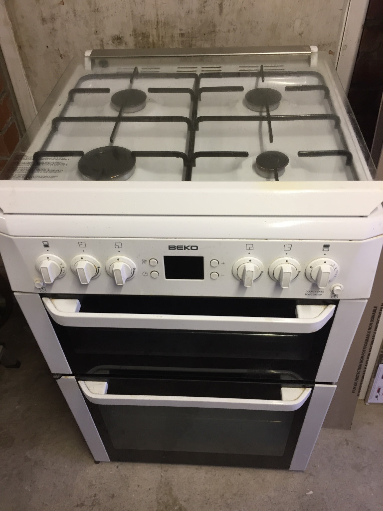 BEKO Freestanding double oven Gas Cooker BDVG 697WP with glass lid