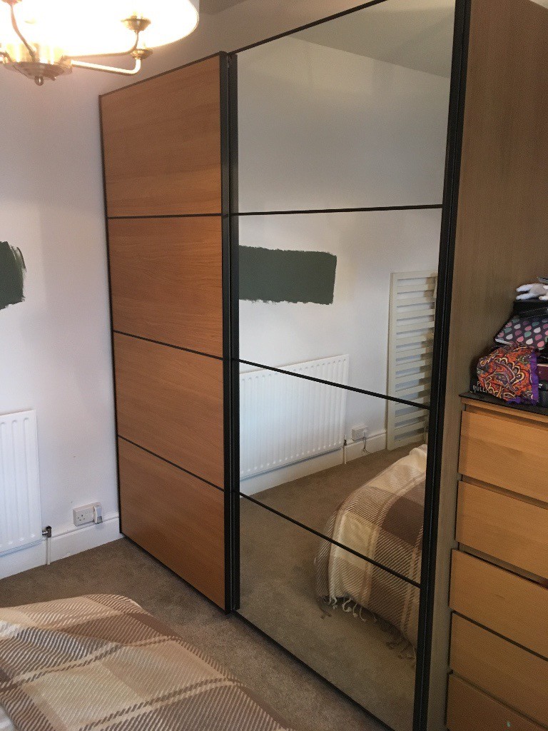 Large Double Wardrobe (200cm wide / 235 cm tall / 66 cm deep) in