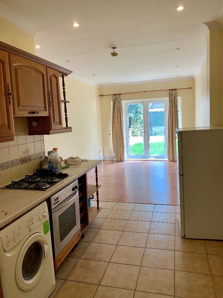 Large One Bed Flat to Rent in Ealing ************ | in West Ealing