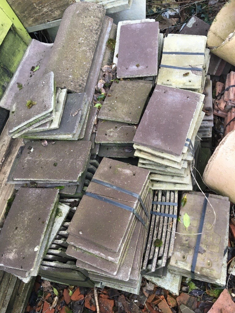 Second hand roofing tiles ridges, Free to collect in Reading