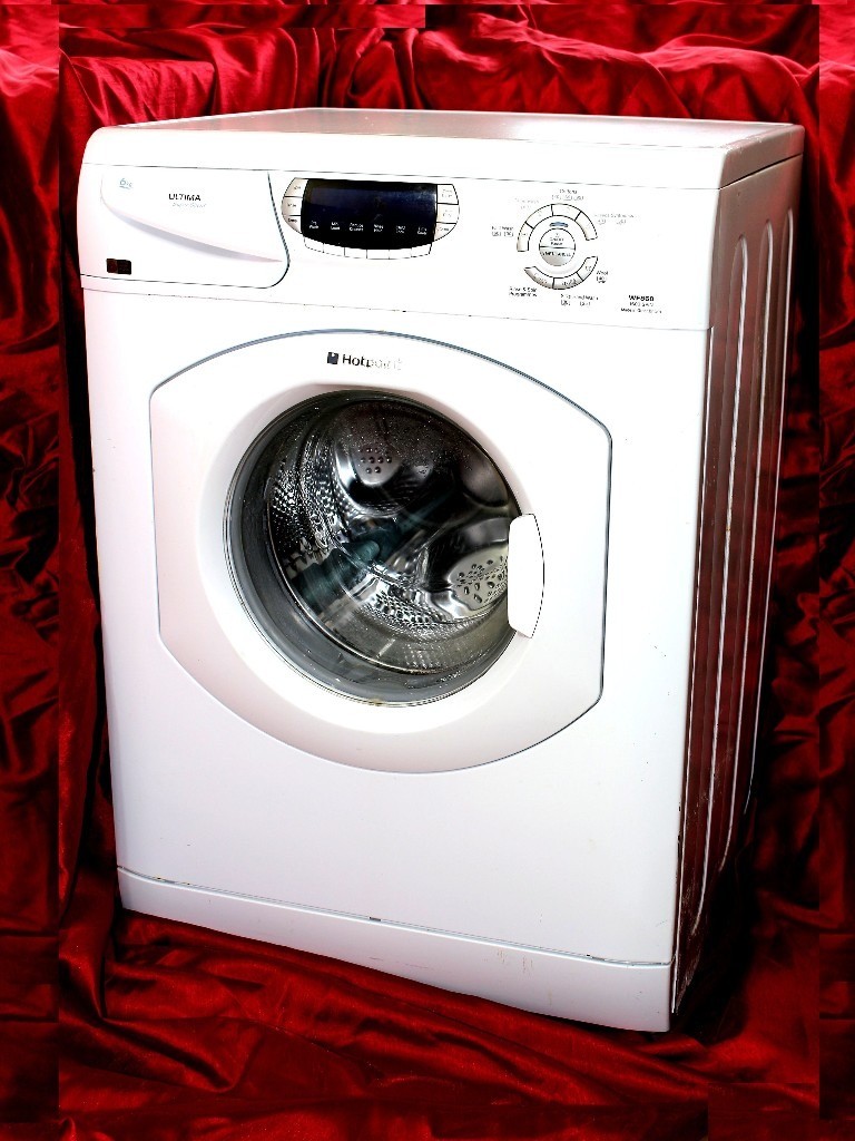Hotpoint Ultima Super Silent Washing Machine WF860 with NEW DOOOR SEAL vgc local delivery