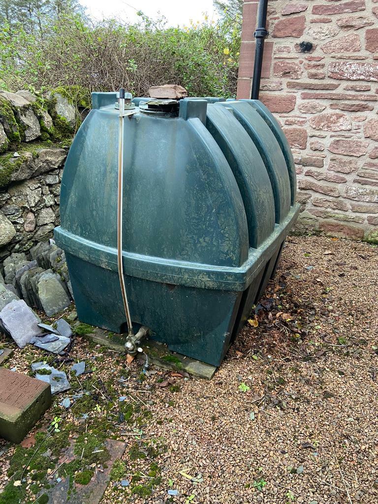 1200L oil fuel kerosene tank with level gauge in Blairgowrie, Perth