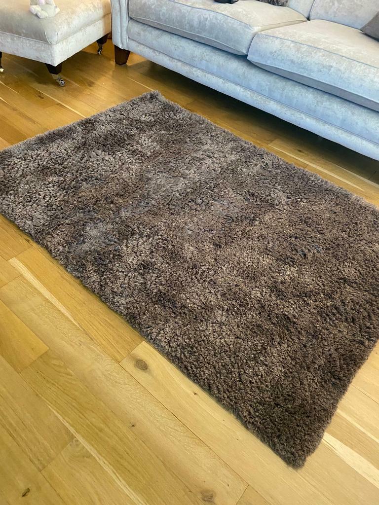 Grey shimmer rug in Bothwell, Glasgow Gumtree