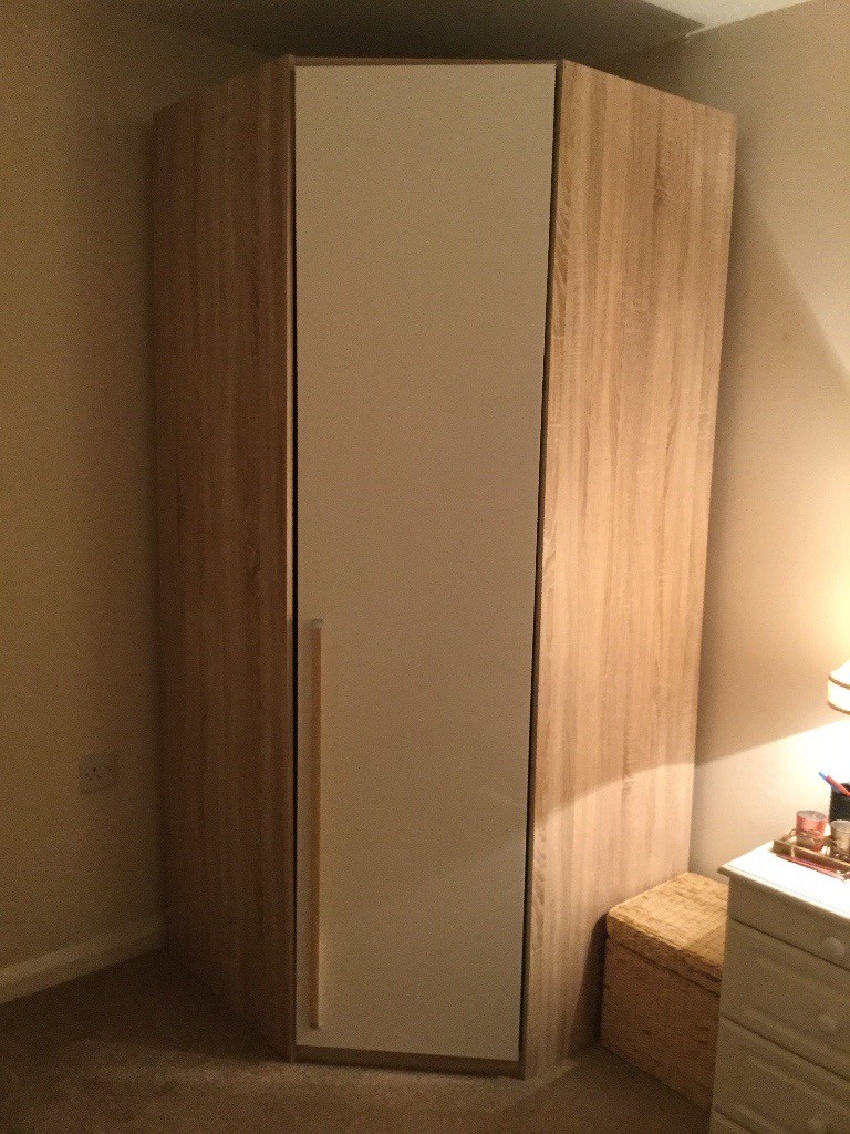 Corner Wardrobe Sell Or Swap In Bromsgrove Worcestershire
