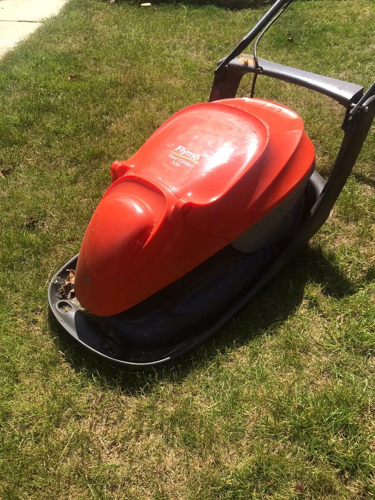 Flymo Easi Glide 330 in Ipswich,