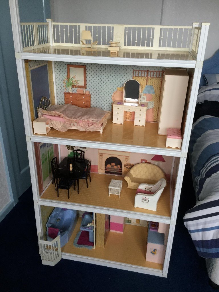 Sindy dolls house in Stourbridge, West Midlands Gumtree