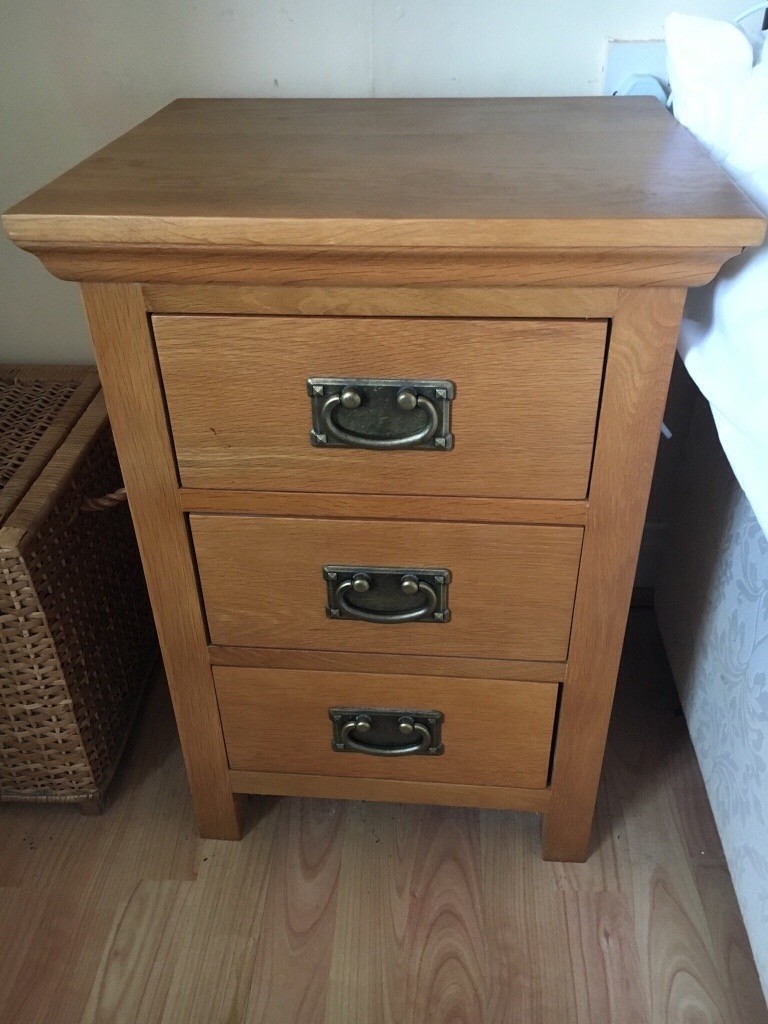 A pair of oak bedside tables and dressing table in Beaworthy, Devon