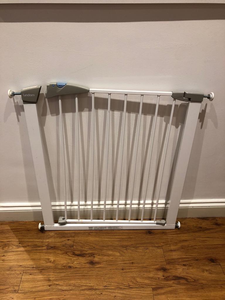 Lindam baby gate in Torquay, Devon Gumtree