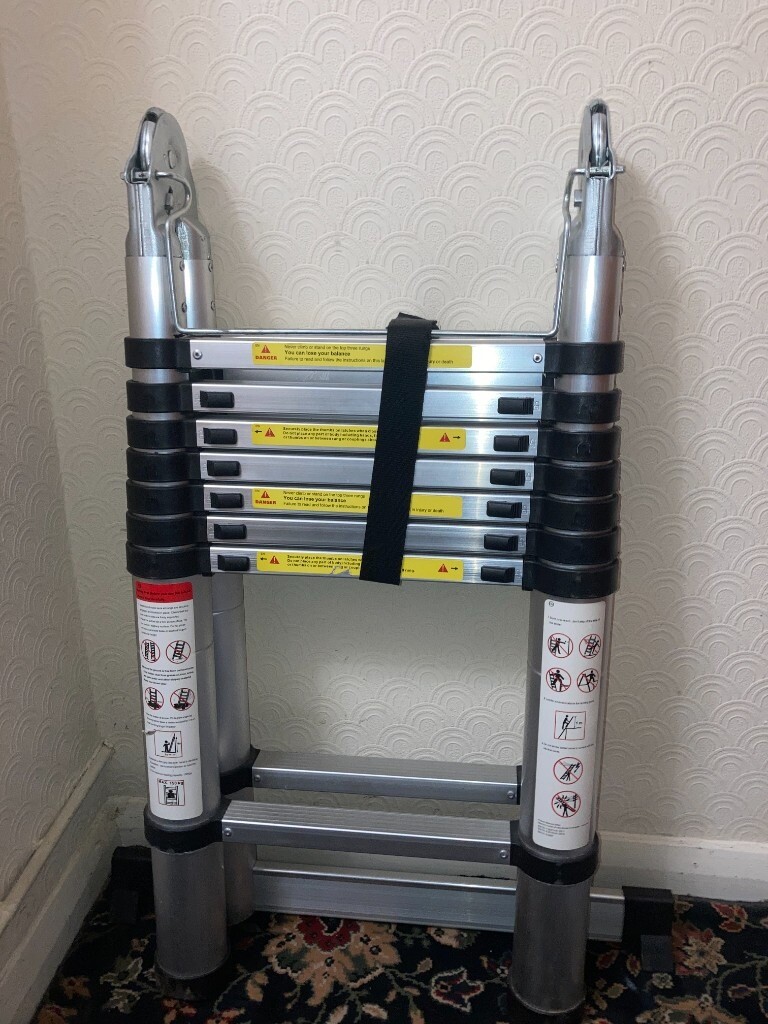5m Telescopic Ladder in IMMACULATE CONDITION in Leicester