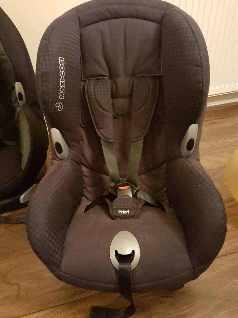 Автокресло maxi cosi priori