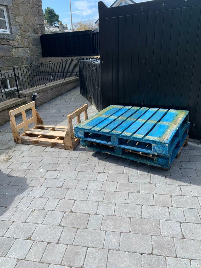 Pallets & Storage / delivery cases in Cults, Aberdeen Gumtree