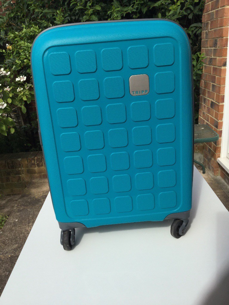 Tripp Ultramarine Holiday 6 cabin 4 wheel suitcase hard shell