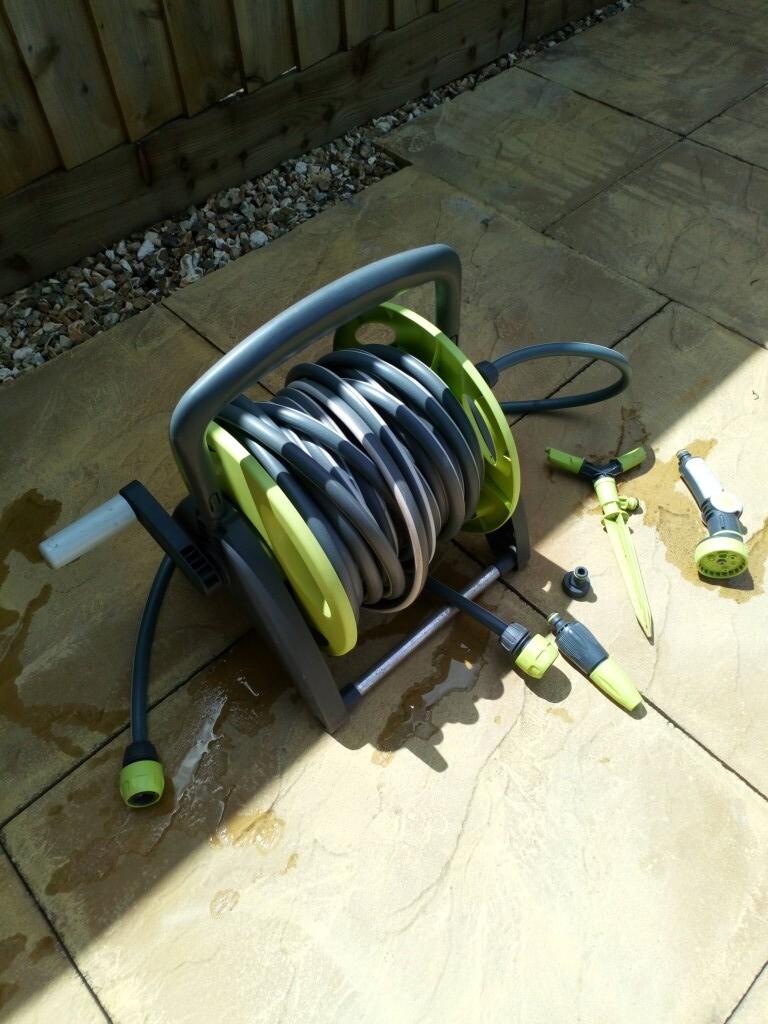 GF Compact Hose Reel with Accessories 25m In Excellent Condition in