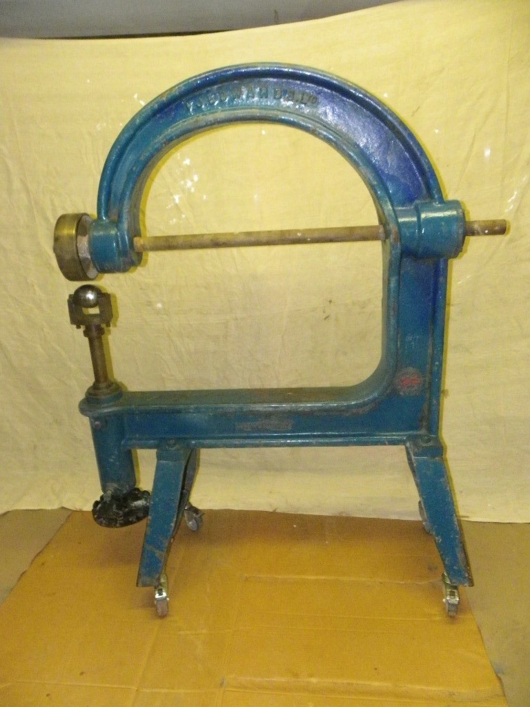 Edwards 42 inch throat, Wheeling Machine / English Wheel in