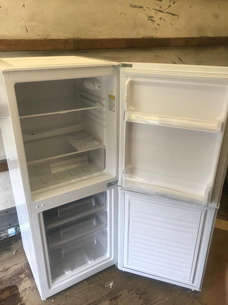 Candy small fridge freezer 5ft tall 12 months old perfect working order