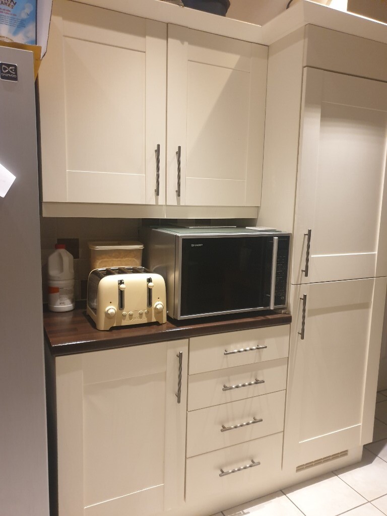 Sold Paula Rosa Cream Shaker Kitchen Cabinets For Sale In