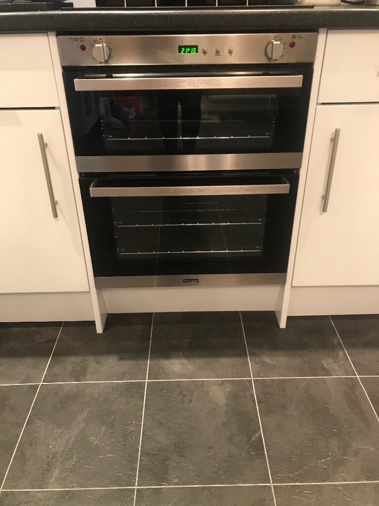 Integrated Lamona Oven and Ceramic Hob in Morley, West Yorkshire