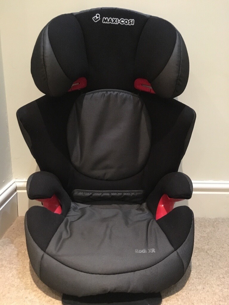 Maxi Cosi Rodi XR Group 23 Black Reflection car seat in Newbury