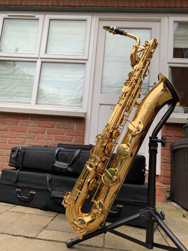 Trevor James Baritone saxophone 2 Cases 3 mouthpieces in Lurgan