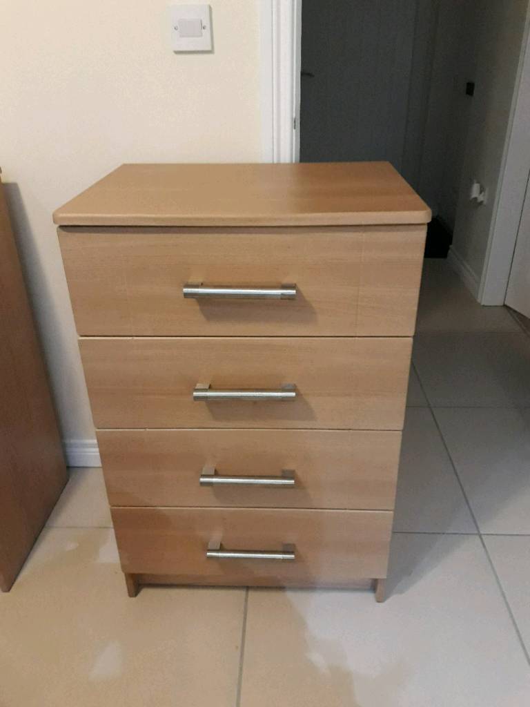 Starplan bedroom furniture American Cherry chest of drawers as new