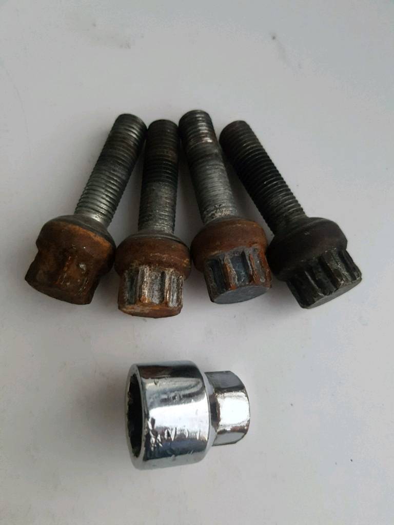 Mercedes w202 C Class w210 E Class w208 clk wheel locking nuts in