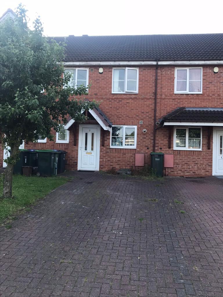 SPACIOUS 3 bedroom house to rent on Huntingdon Road West Bromwich B71