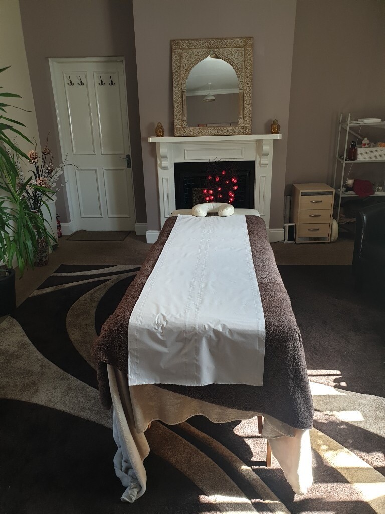 New to Coventry 25 Year Old Male Massage Therapist in Coventry, West