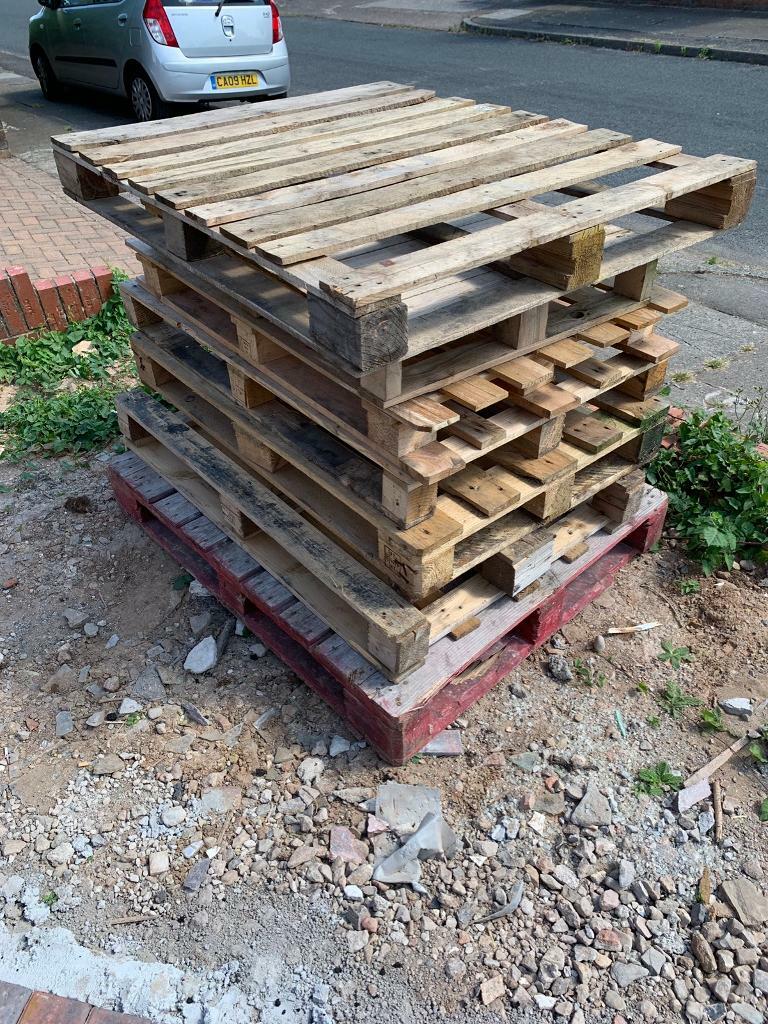 Free pallets in Roath Park, Cardiff Gumtree