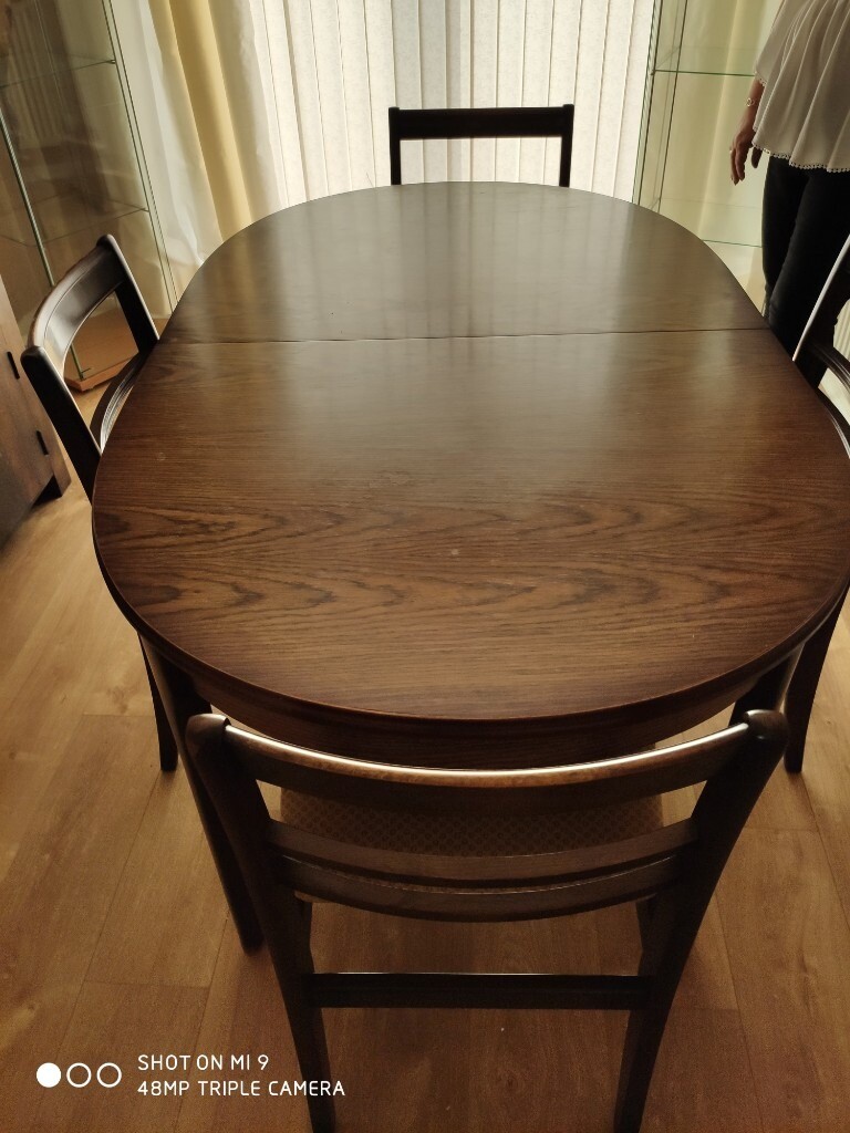 Solid Wood dining table chairs in Cambuslang Glasgow 