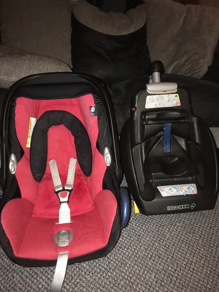 Maxi cosi car seat and iso fix base in Newport Gumtree